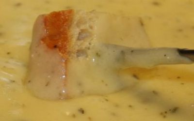 Kräuterfondue in seiner ganzen Pracht Kräuterfondue in seiner ganzen Pracht